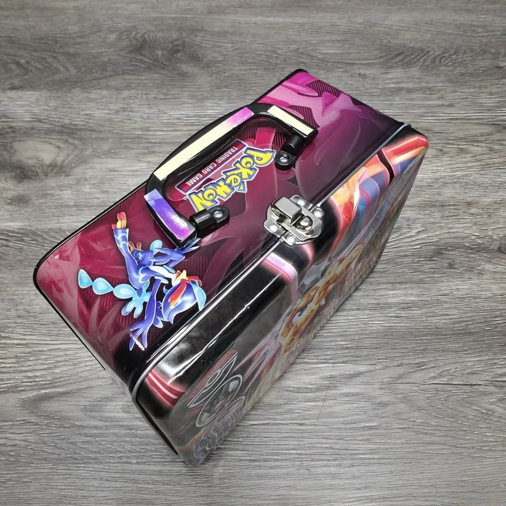 Official Pokémon Charizard Collectors Chest  (Empty) Storage/Lunch Box